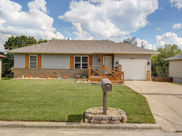 2402 S 14th Street, Ozark, MO 65721