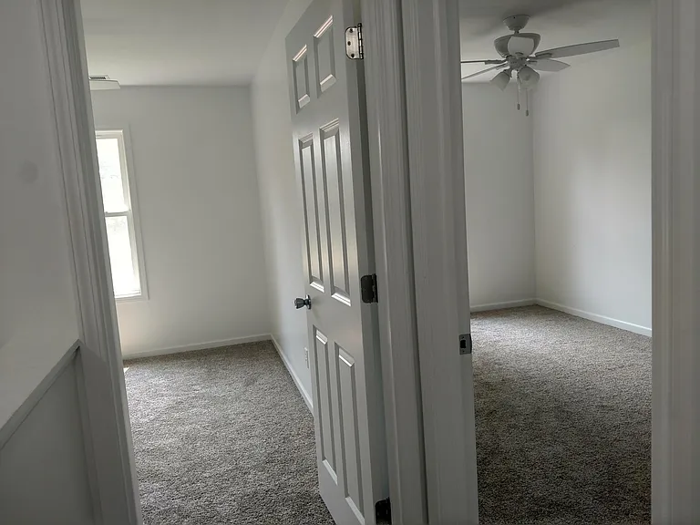 611 Wabash Ave — Photo 18