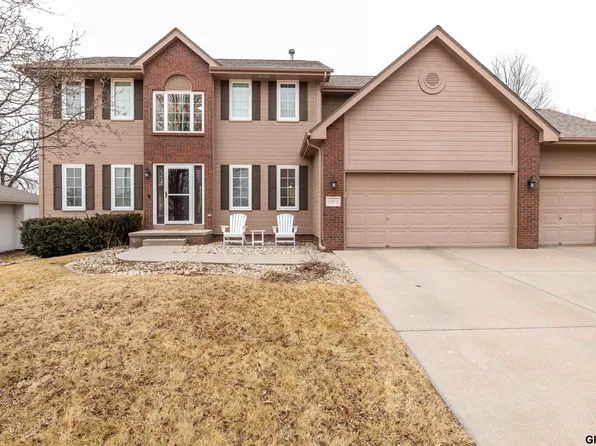 13405 Tregaron Cir, Bellevue, NE 68123