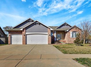 2333 N Burning Tree St, Wichita, KS 67228
