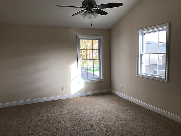 5th image of 1767 W Victoria Ln