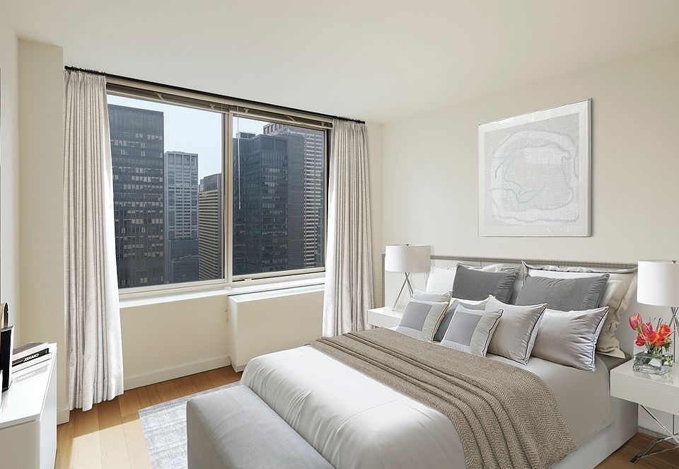 1st image of 260 W 54th St APT 40J