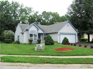 2910 Scottsdale Dr, Indianapolis, IN 46234