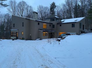 938 Mason Hill Rd N, Pownal, VT 05261