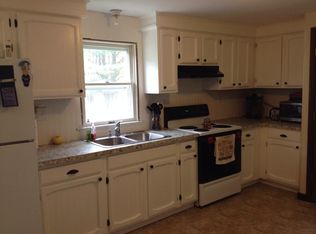 8322 E Floyd Rd, Rome, NY 13440