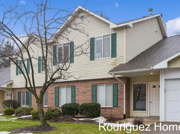 3168 Windcrest Dr NE, Grand Rapids, MI 49525