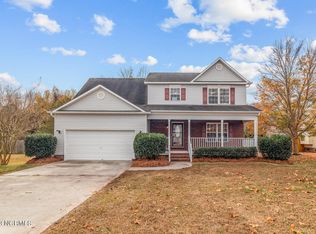 329 Richmond Dr, Jacksonville, NC 28540