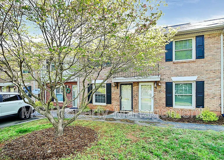 3726 Park Rd #D — Photo 1