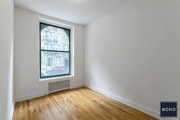 Rented by Bond New York | media 1