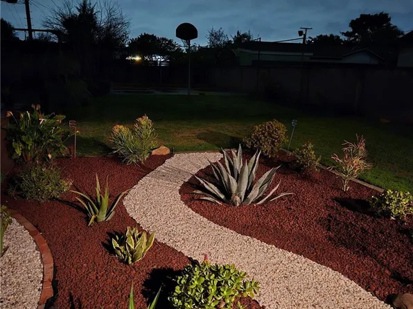 12015 Morning Ave, Downey, CA 90242