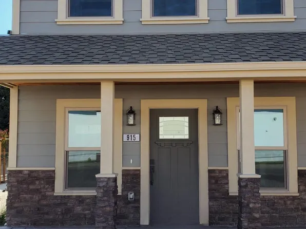 915 E G St, Oakdale, CA 95361