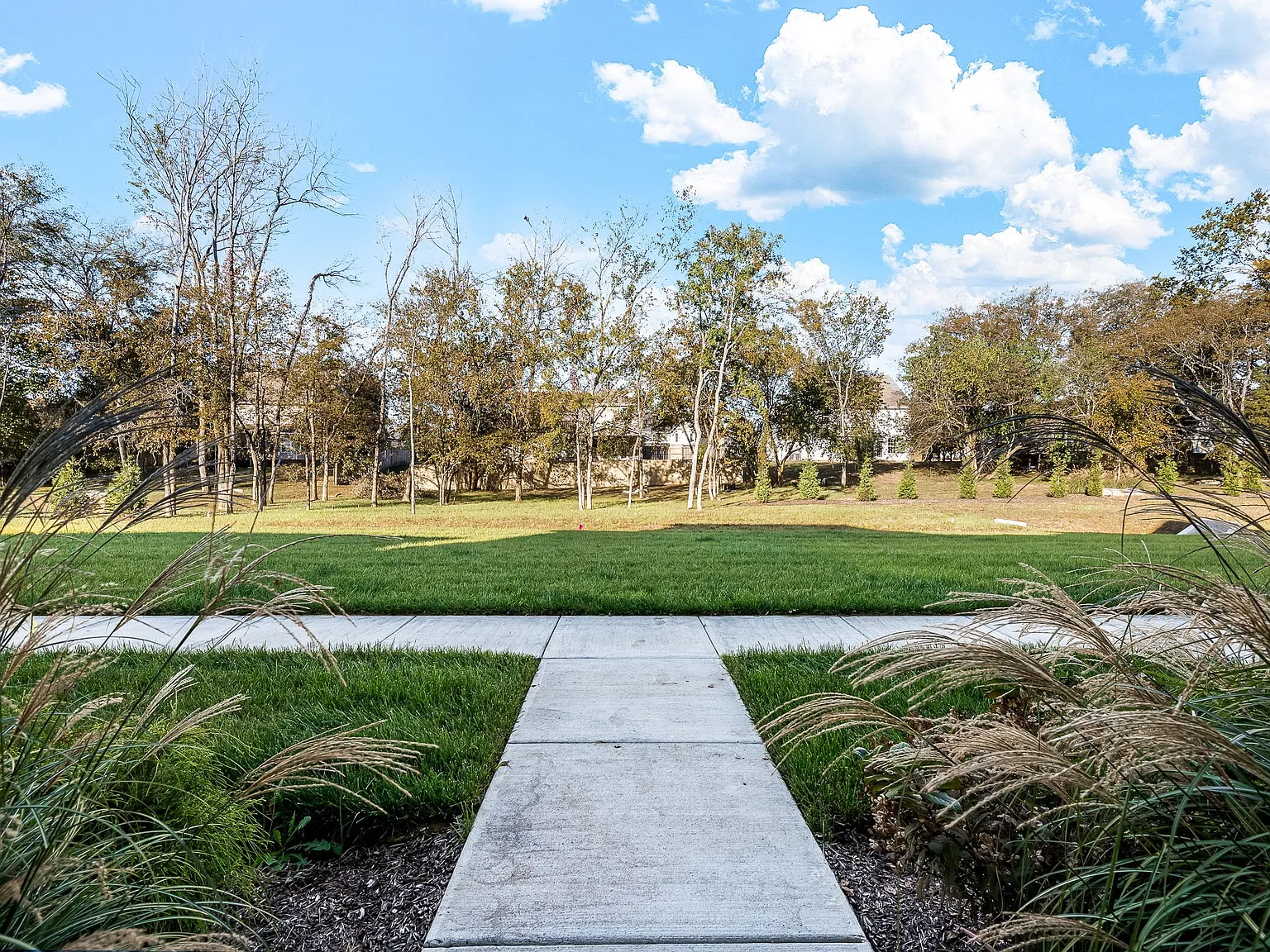 1444 Rebecca Johns Dr — Photo 2
