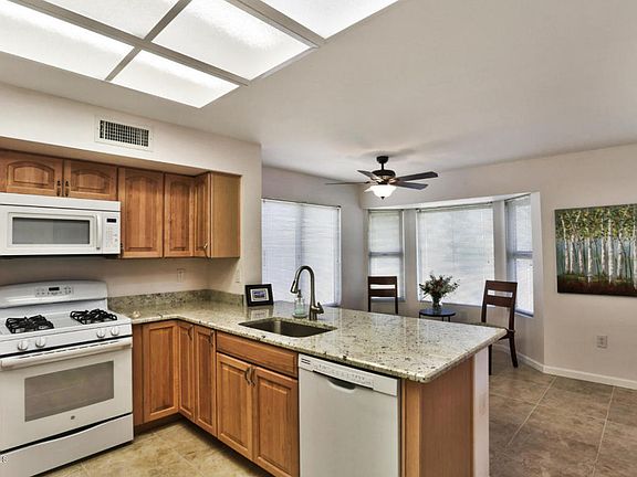 3rd image of 14910 W Aloha Dr