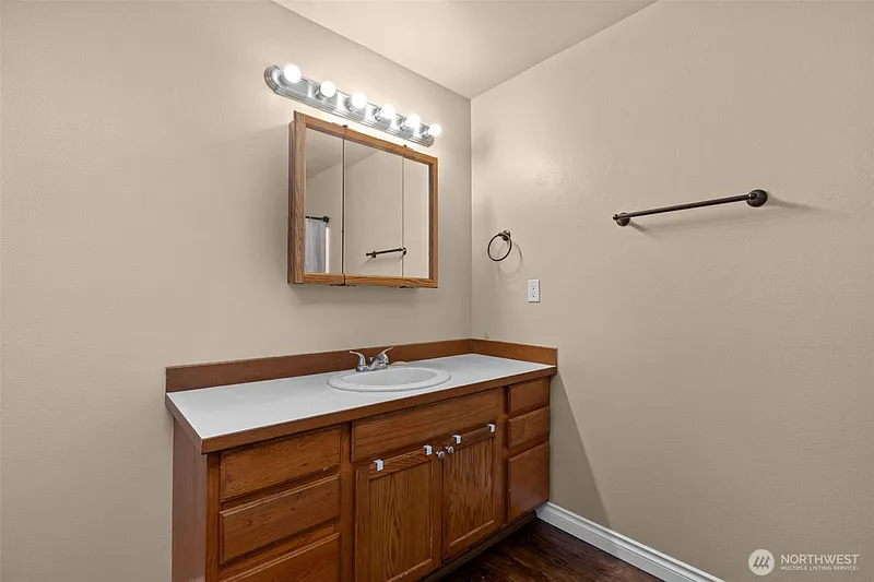 Thumbnail 17