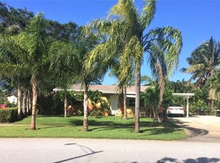 720 Buttonwood Rd, North Palm Beach, FL 33408