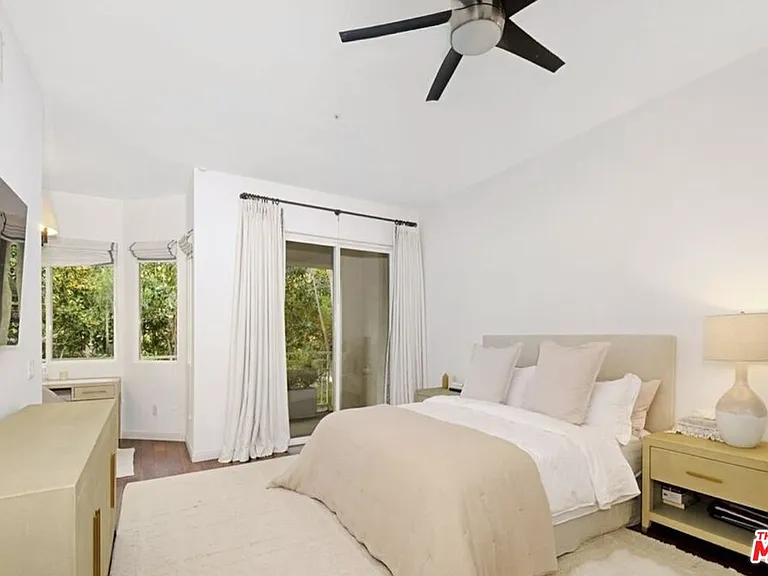 718 Palisades Dr — Photo 9