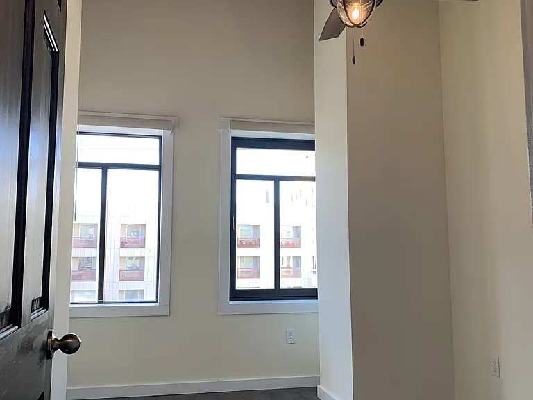 833 N Market St #302 — Photo 9