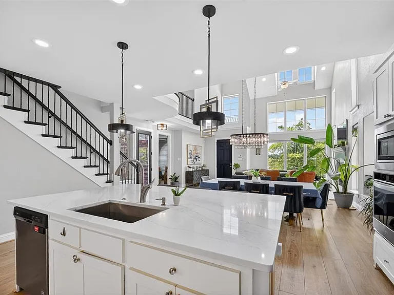 8700 Fairway Ln — Photo 17