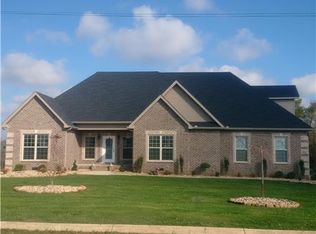 106 Andrew Dr, Wartrace, TN 37183