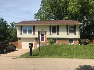 531 Obeche Ct, Dubuque, IA 52003