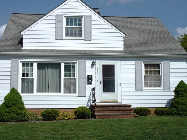 339 Blissfield Dr, Willowick, OH 44095
