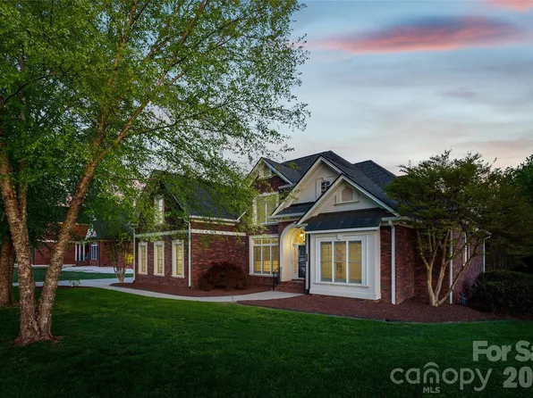 1177 Springlake Rd, York, SC 29745