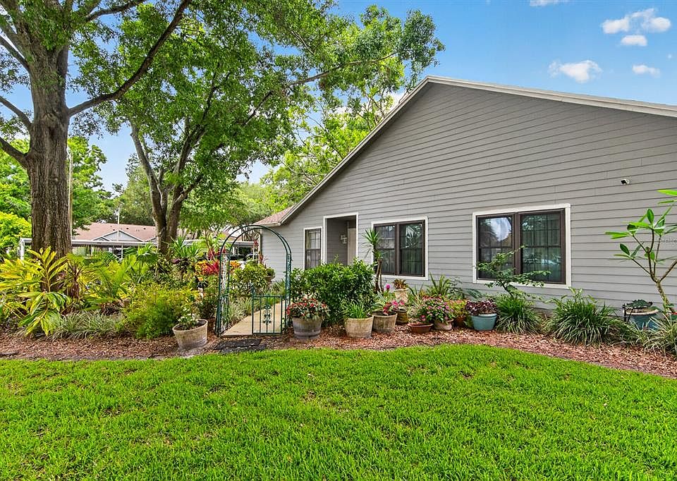 1st image of 2728 BENTLEY DRIVE