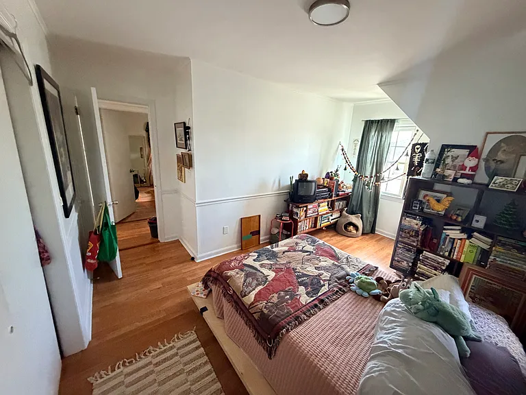 40 W 32nd St #2 — Photo 2