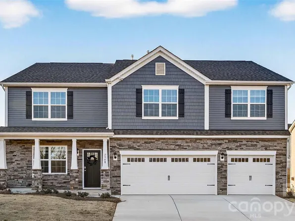 7348 Stonehouse Dr, Gastonia, NC 28056