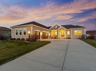 6456 Revere Pass, Deforest, WI 53532