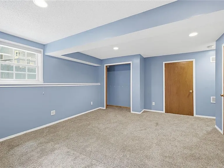 14709 Goodman St — Photo 22