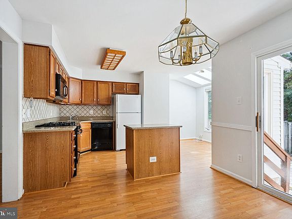 5th image of 5852 Westwater Ct