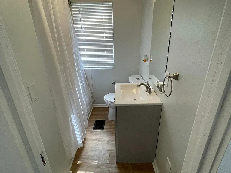 2320 Benton Blvd — Photo 6