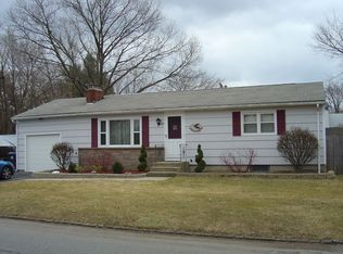 26 Royland Rd, Warwick, RI 02889