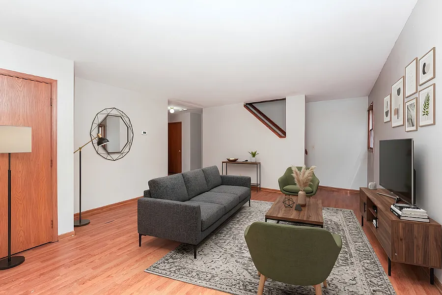 3-Bedroom Rear Duplex Unit with Central Air and In-Home Laundry in Parma (Welcome Section 8) — Photo 3