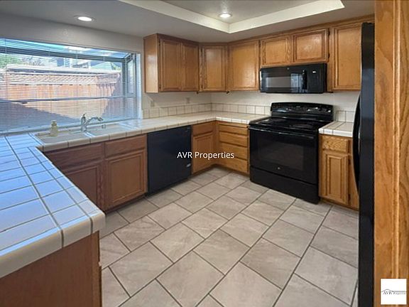 5th image of 3702 Kamp Dr