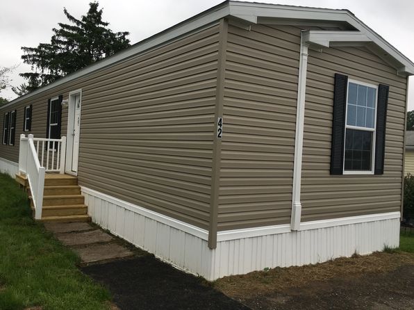 42 Ashford Ln