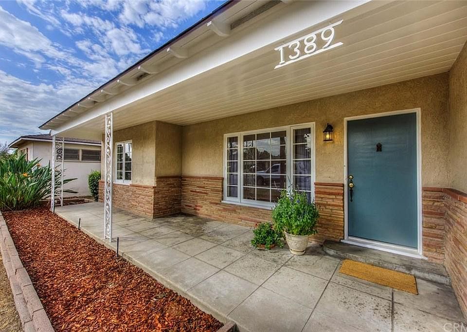 1st image of 1389 Casa Vista Dr