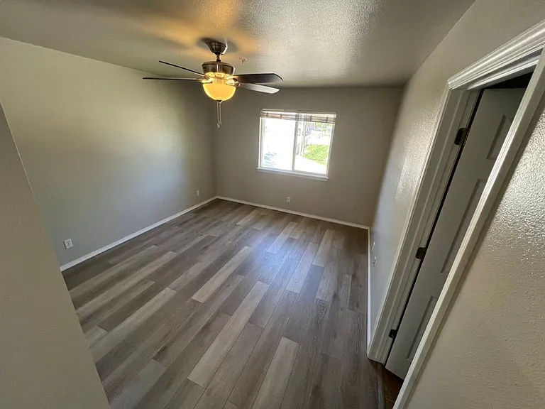 1101 N Mercer St #1101C — Photo 14
