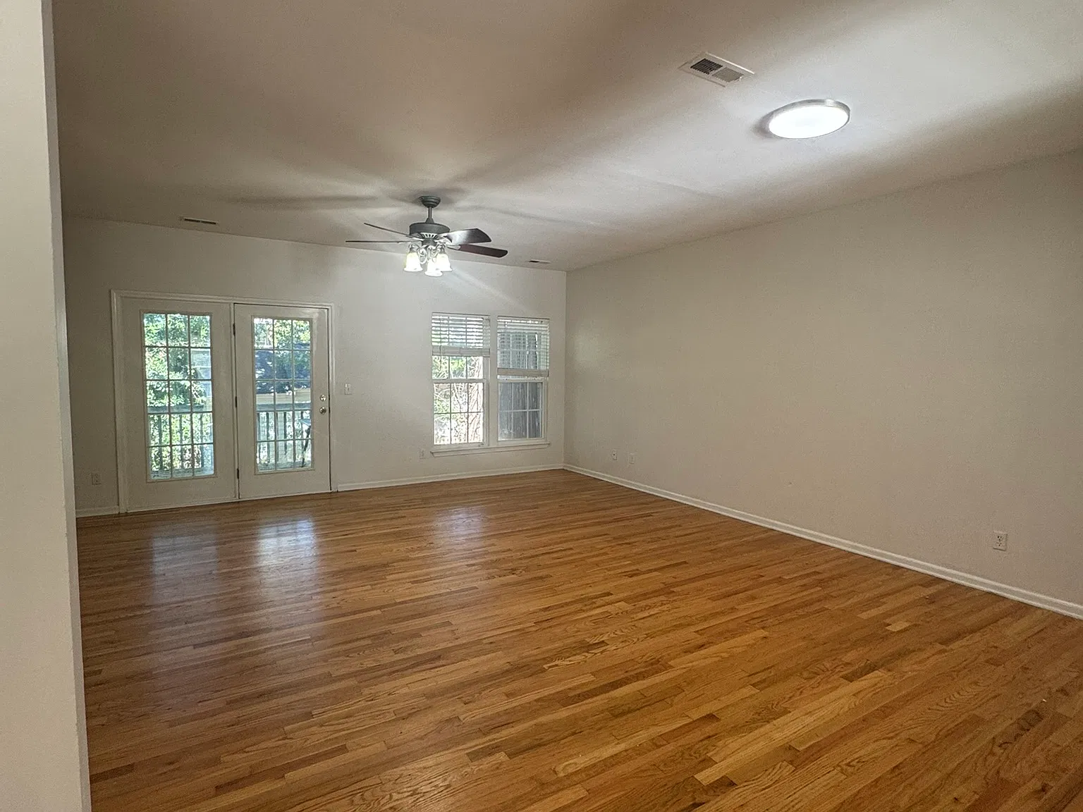 308 Canewood Pl — Photo 2