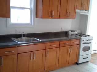 6 Spring St, Danbury, CT 06810