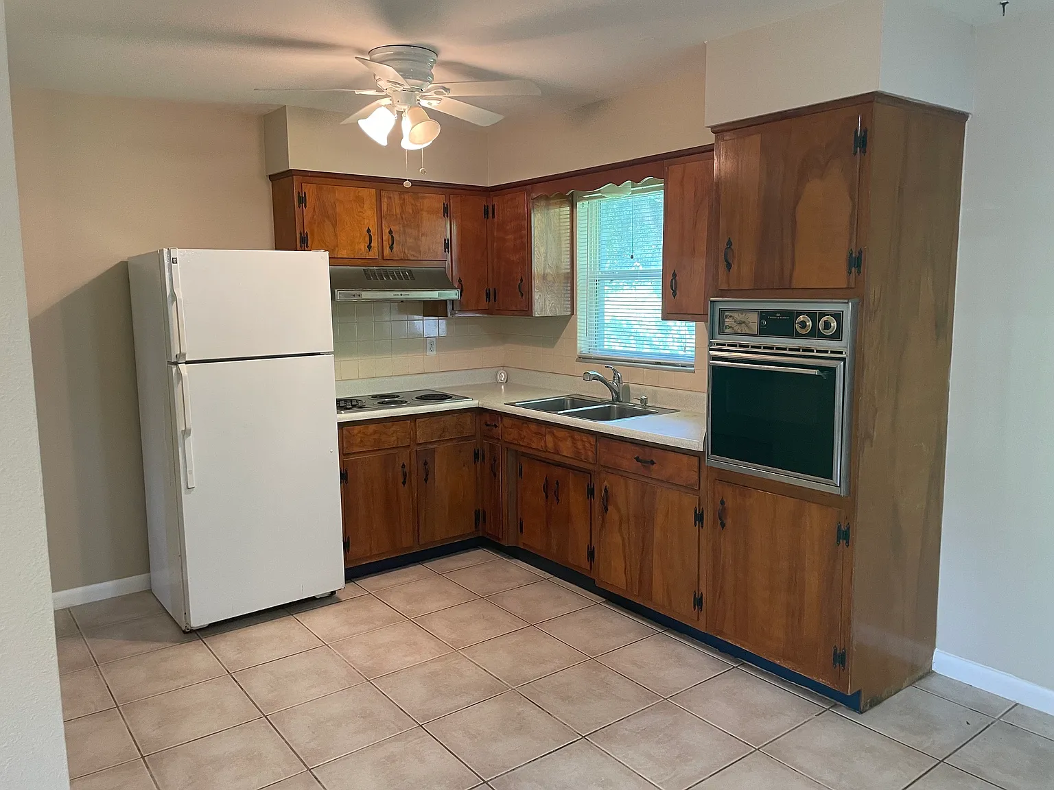 Fort Myers Single Family Home — Photo 3
