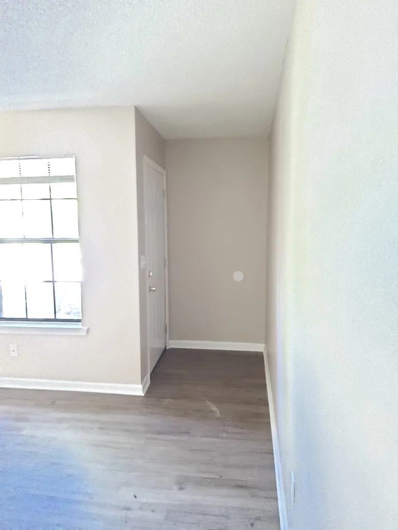 Building Photo - 137 Susan Dr #A