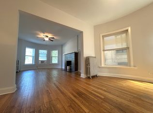 1354 N Kedzie Ave #1F, Chicago, IL 60651