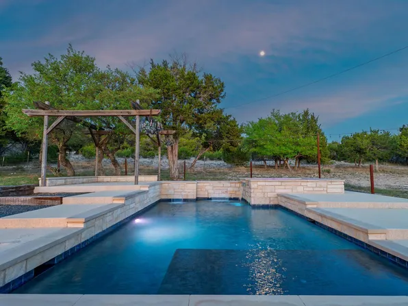 500 Madrone Ranch Trl, Dripping Springs, TX 78620