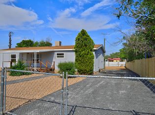 6333 Locust St NE, Albuquerque, NM 87113