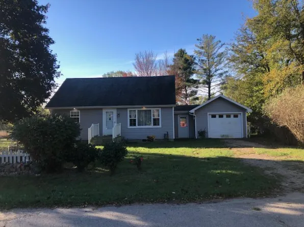 6574 Elizabeth St, Cass City, MI 48726