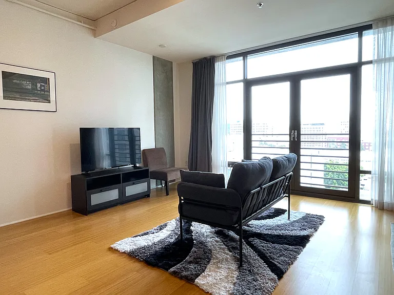 1111 S Grand Ave #1116 — Photo 4