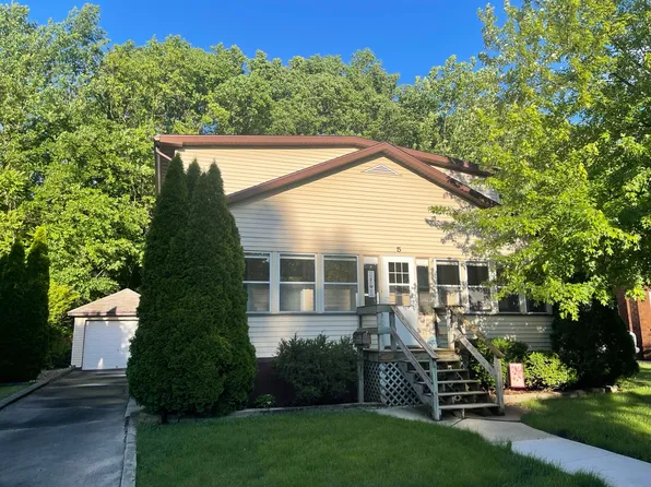 5 Westclox Ave, Peru, IL 61354