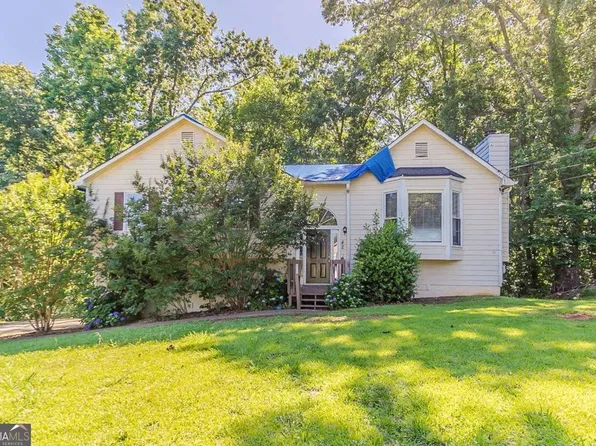 42 Breckenridge Dr, Powder Springs, GA 30127